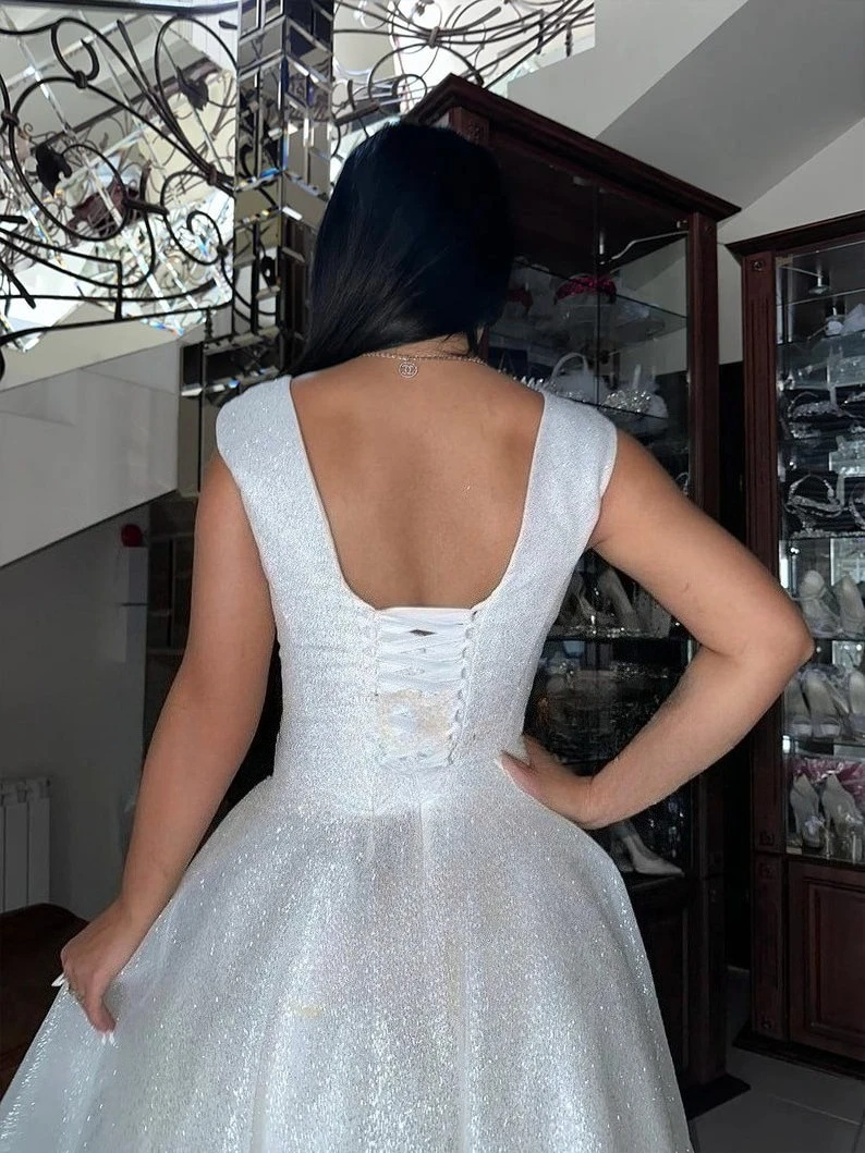 Kurzes, knielanges Hochzeitskleid, minimalistisches Elopement-Glitzer, bescheidenes, schlichtes Hochzeitskleid, Braut-Hochzeitskleider für Frauen, Braut