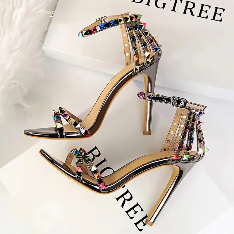 BIGTREE Sandals Roman Style Stiletto Heel 6