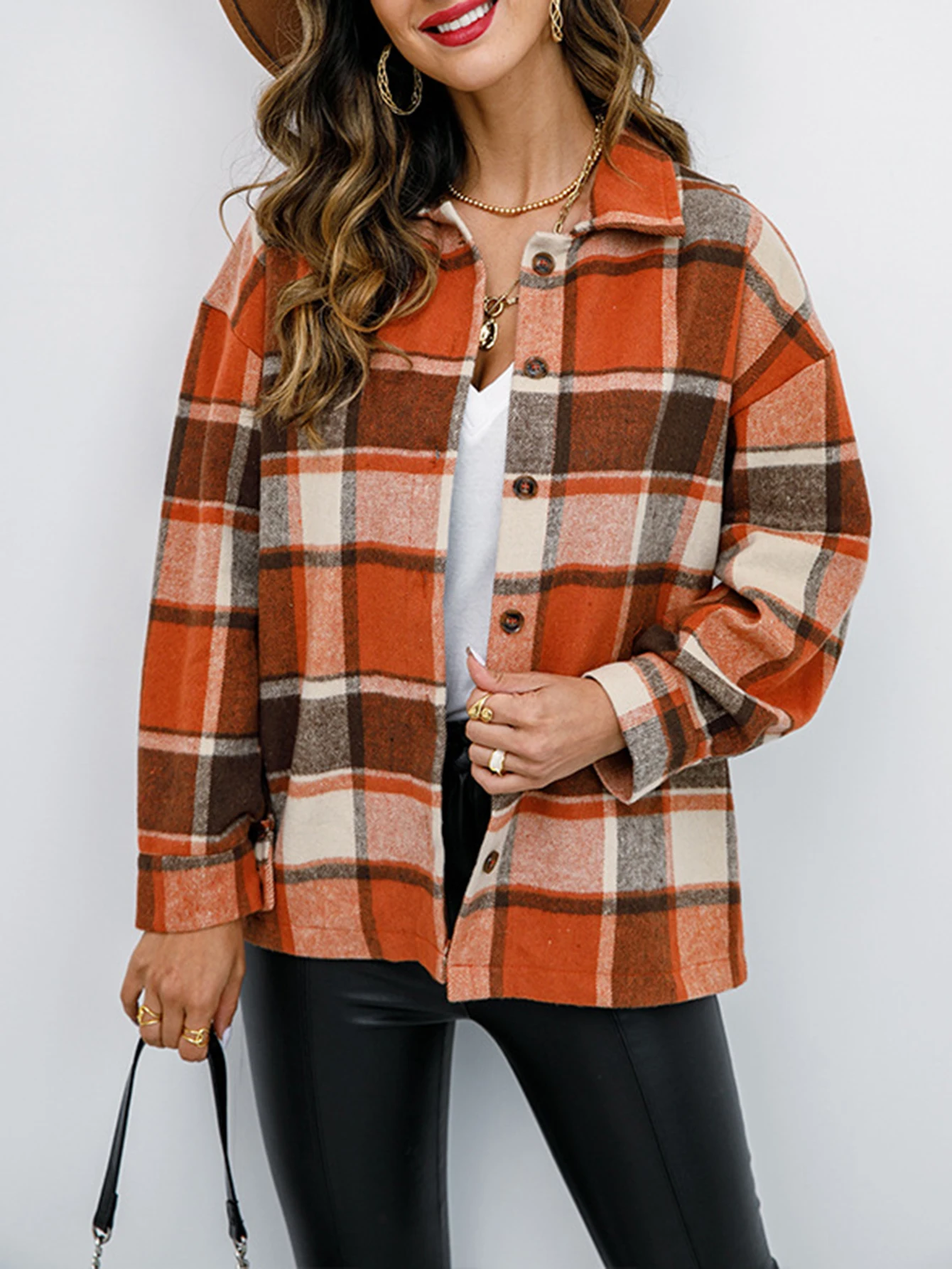 Lässiges, lockeres Rundhals-Shirt-Stil, dekoratives Element, abendendes Damen-Top, modisch, bequeme Passform, Freizeitkleidung