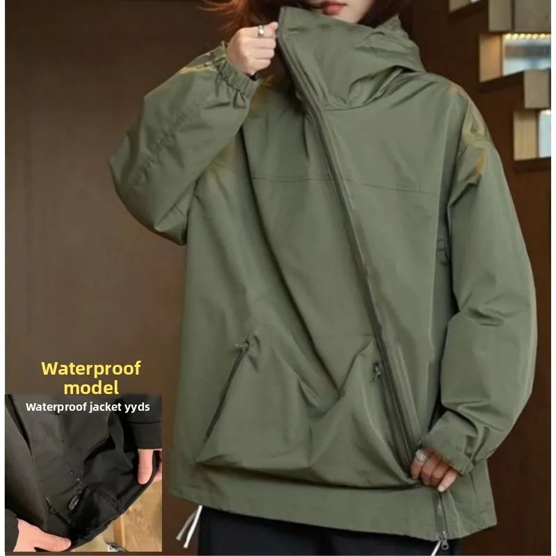 

Autumn Winter Large Size Men's Jaet 300 Pou Design Sense Diagonal Zipper Waterproof Loose Fit Hooded Coat Top irt