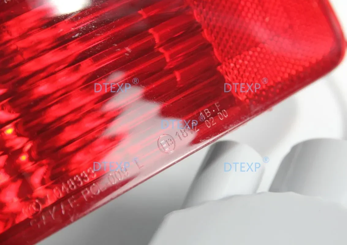 1 Piece Rear Bumper Lamp No for Airtrek CW 2007-2012 Rear Lamp for Outlander Ex 8337A015 Rear GDDT Lights