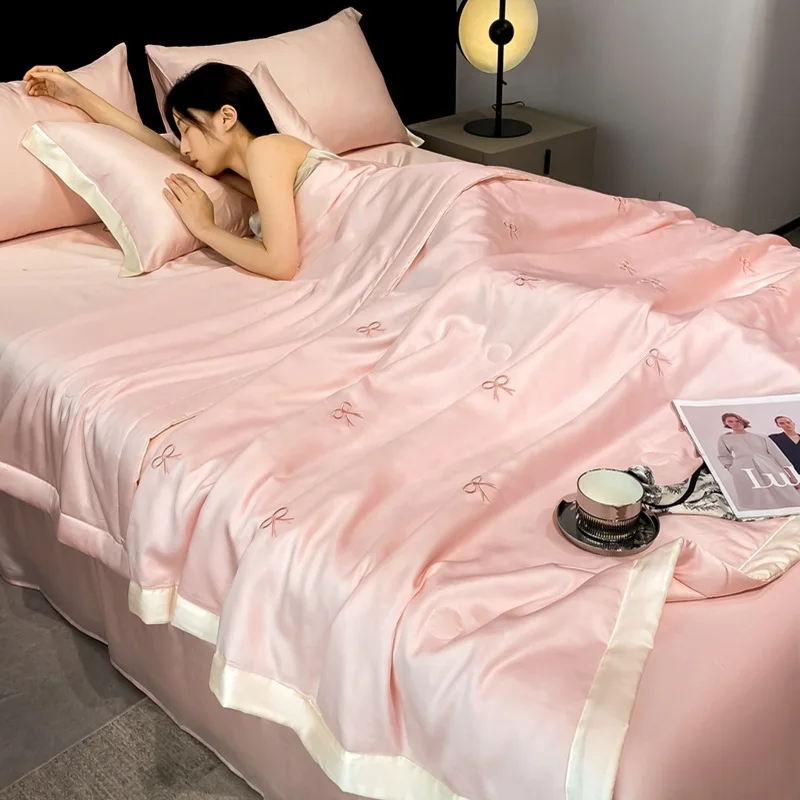 Summer Lightweight Cool Quilted Ice Silk Air Conditioner Quilt Breathable Non Stick Cool Feeling Lyocell Four Piece Set