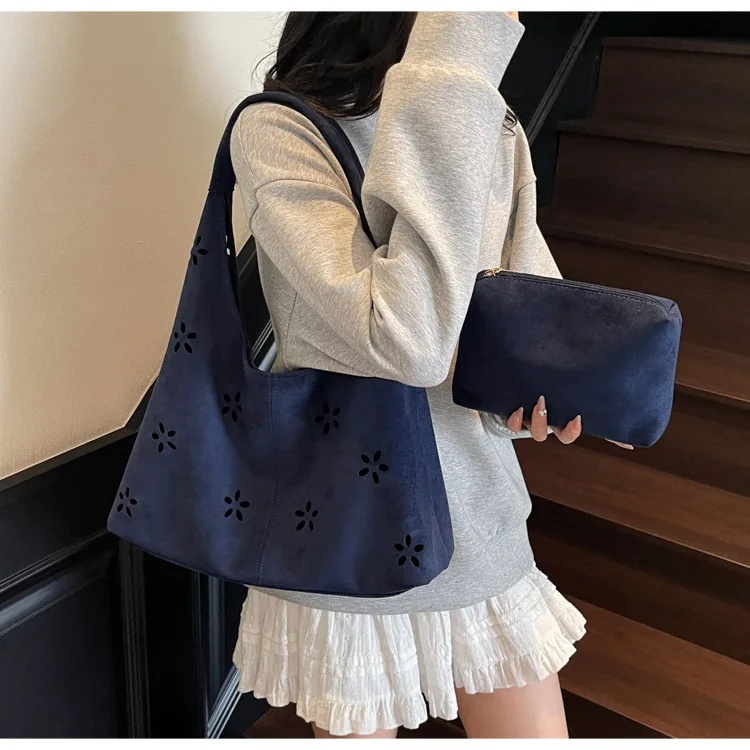 

Винтажная замшевая сумка с цветочным принтом 2025 года — сумка через плечо большой вместимости (универсальная женская сумка для пригородных поездок и повседневная сумка)