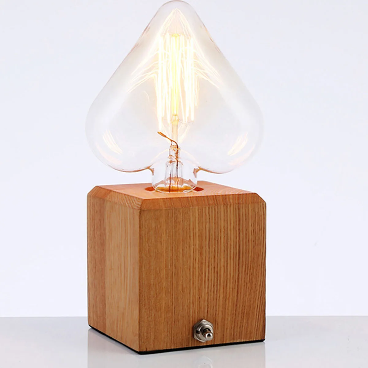 

2Pcs Heart Shape Vintage Tungsten Filament Light Bulbs E27 Holder Wedding Party Banquet Lighting Decor Tungsten Light Bulb