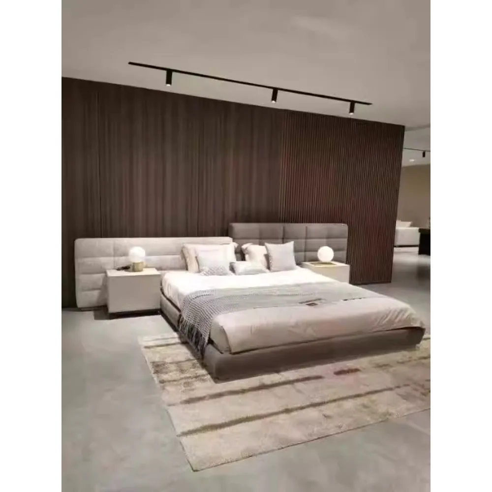 

Italian minimalist fabric leather bed, master bedroom solid wood double bed