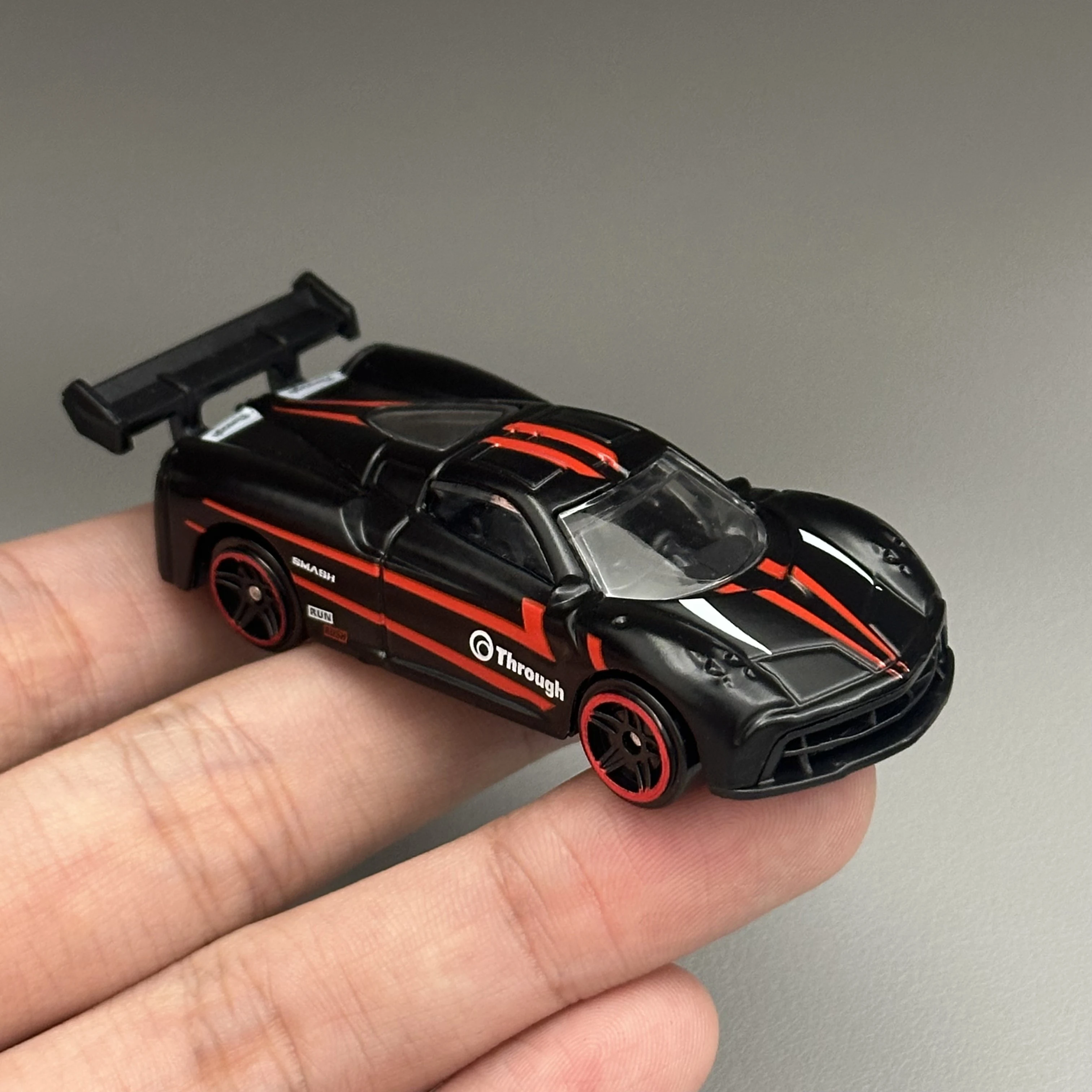 1/64 Scale Diecast Car Model Alloy Metal Vehicle Miniature Toy Realistic Car Collection Gift For Children And Desktop Display