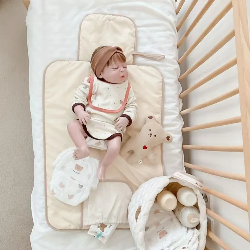 Infant Foldable Diaper Changer Cute Embroidery Baby Diaper Change Quilted Newborn Diaper Pad Baby Changing Mat Nappy Mattress