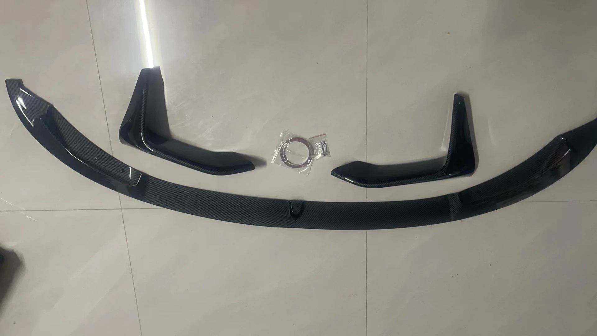 المصد الأمامي سبويلر شفاه بليد لسيارات BMW F80 M3 F83 F82 M4 2015-2020 الجانب السفلي تنفيس الهواء غطاء محرك السيارة الفاصل عدة المئزر المحيطي