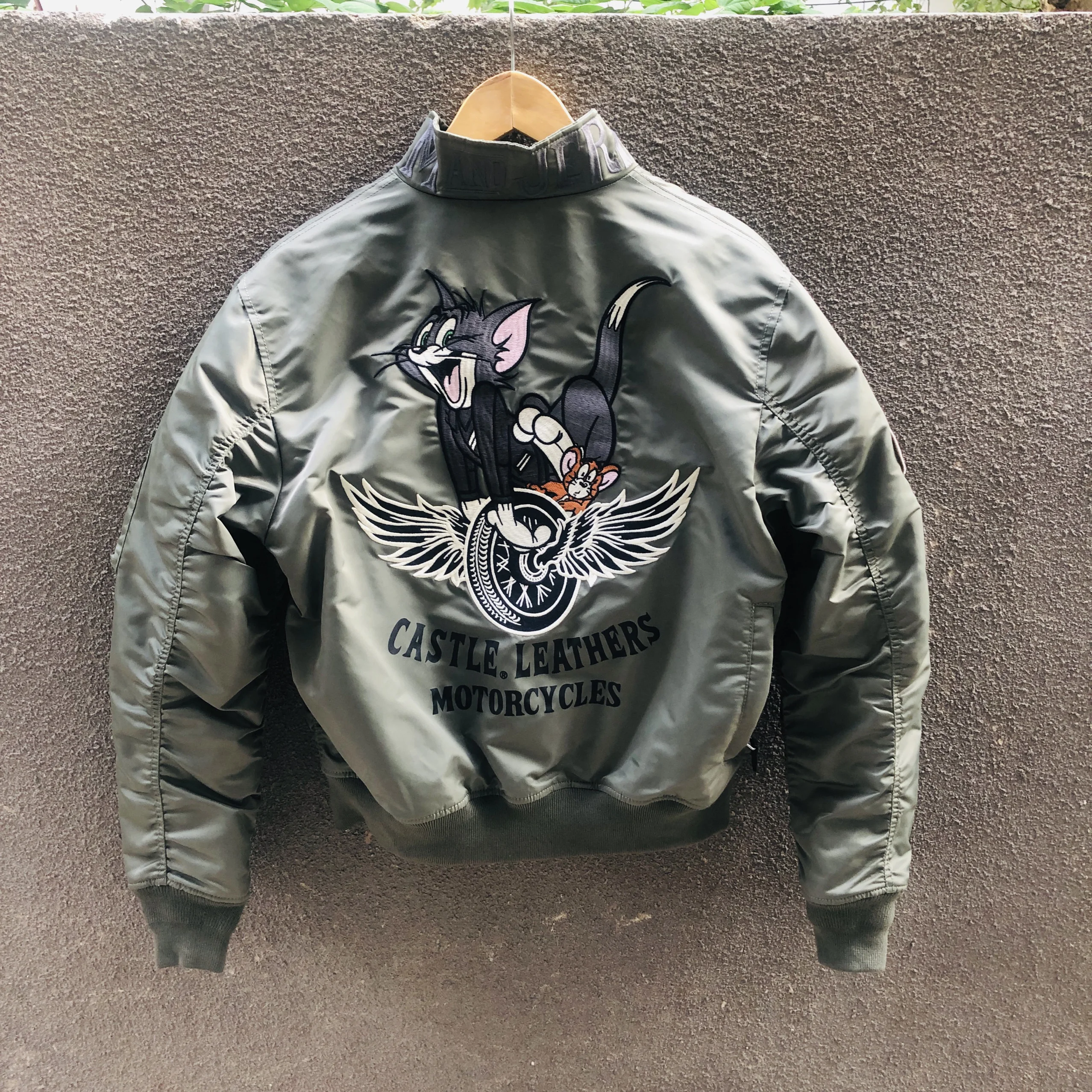 

Gwheel New Snow And Mouse Embroidery Flight Jaet Cotton Workwear Multi-ket Commute Cotton Coat Stand Collar