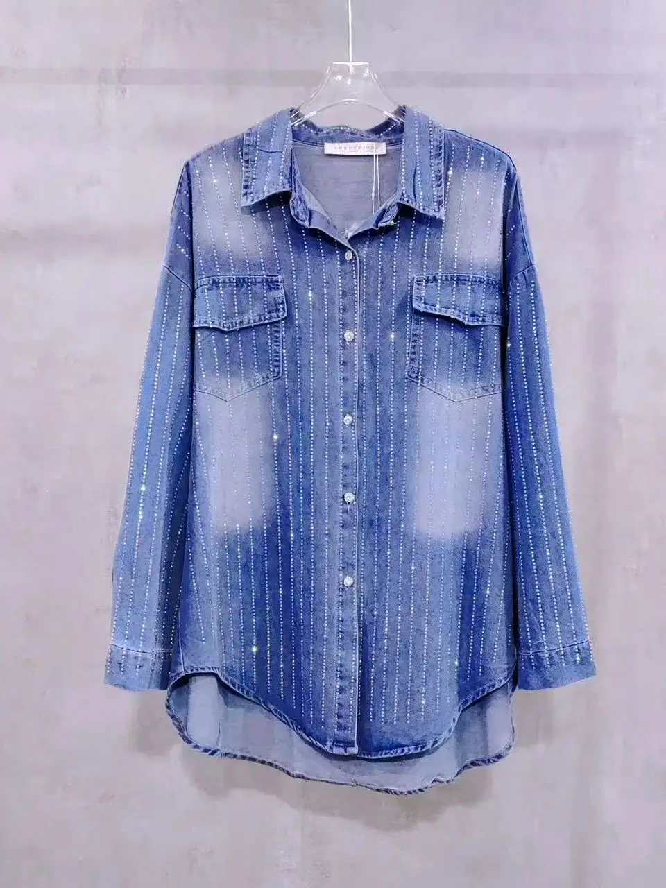 

2025 Autumn Classic Blue Denim Shirt for Women's Long Sleeve Oversize Jeans Top Cotton Denim Outwear Coat Jacket