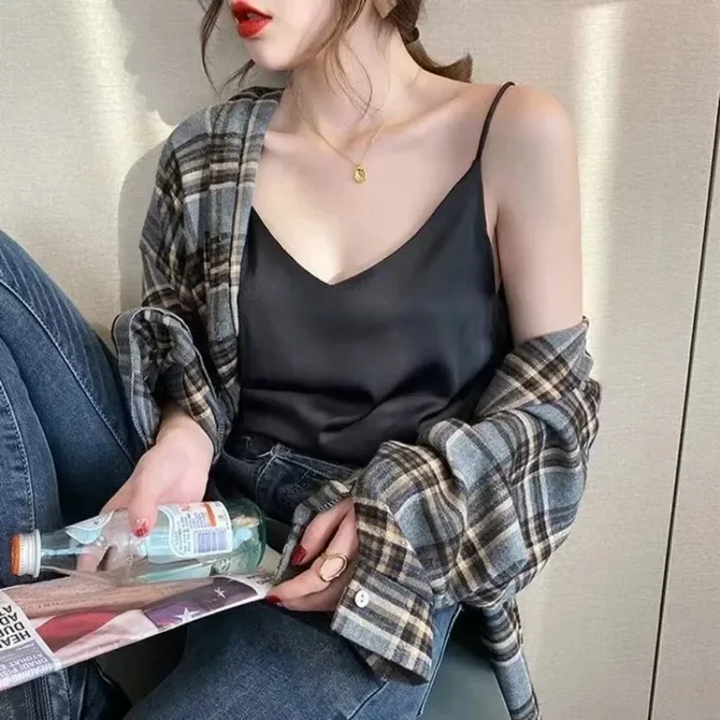 Women Long Silk-Like Satin Top Camis Tanks Camisoles Strappy Shirts Sexy Green White Vintage Tops Femme Clothes Ladies