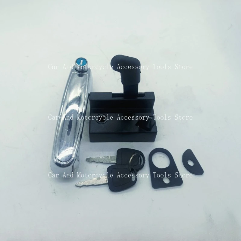 

Uitable for Doosan Daewoo Excavator DX55-9C DX60-9C Cab Lock Block Inside and Outside Handle Door Lock Assembly