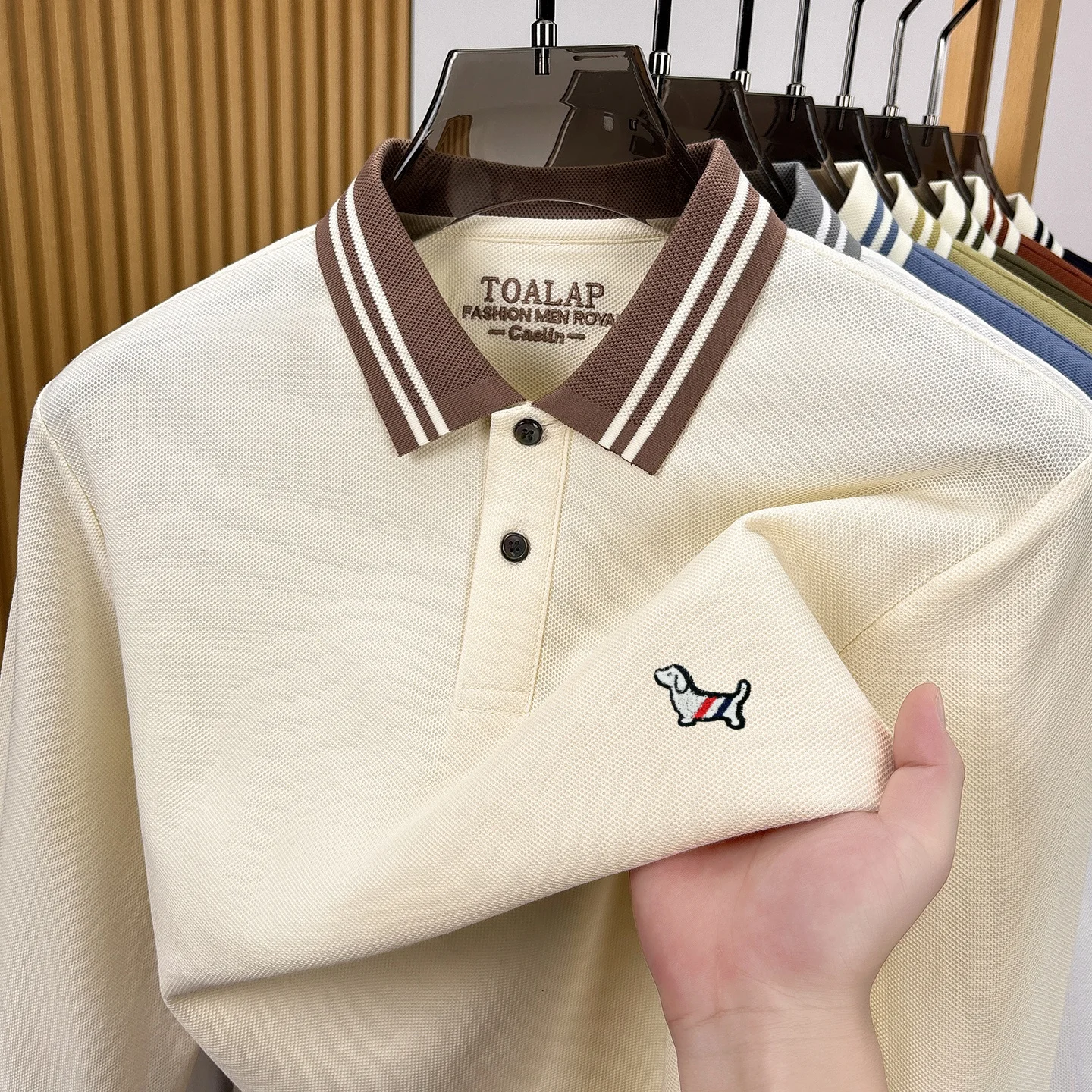100% reine Baumwolle Langarm-Poloshirt koreanischer Casual-Stil mit geprägtem Cartoon-Hund Luxusmarke Frühling/Herbst neue Mode Herren-T-Shirt – Detail 4
