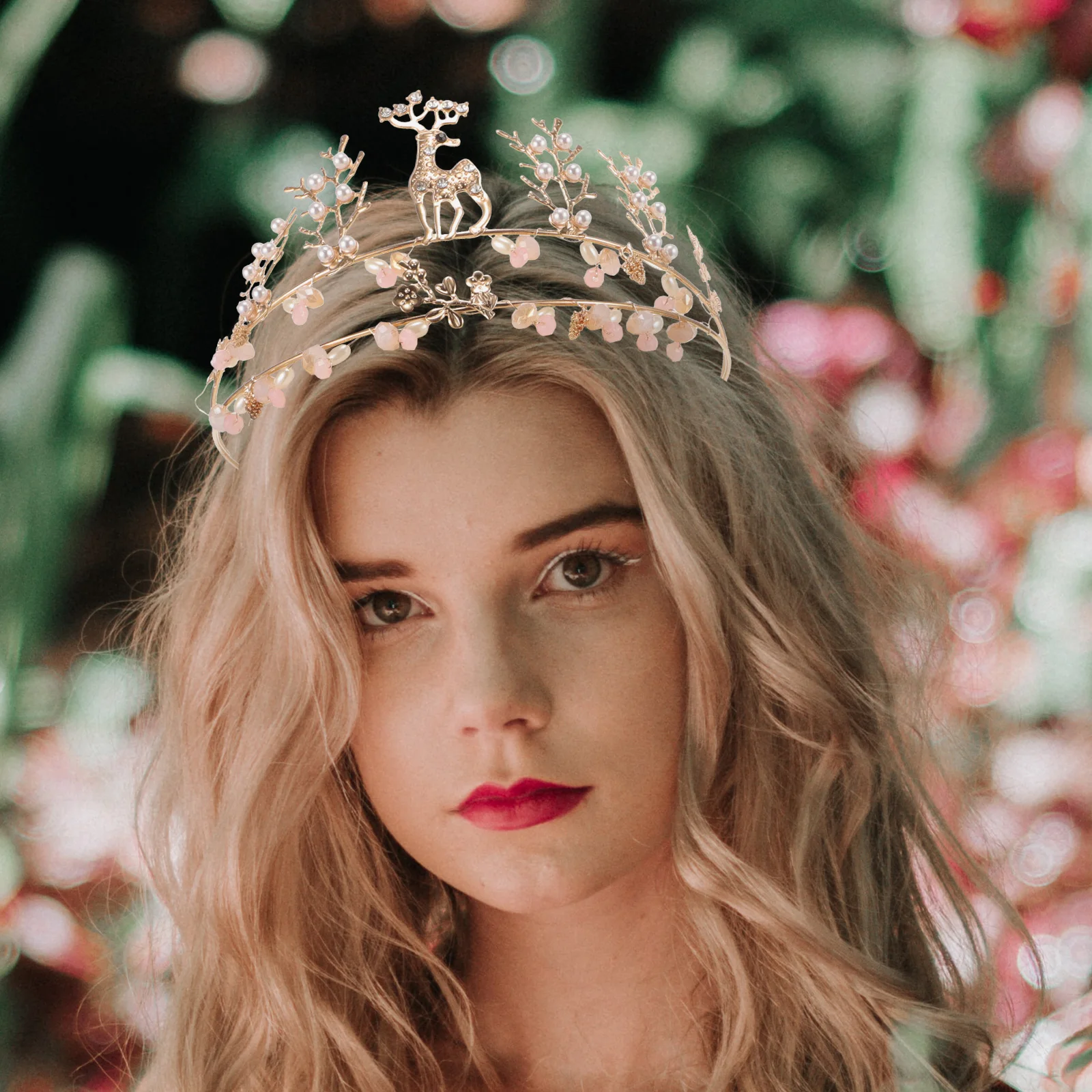 

Golden Crown Accessories Bridal Headband Alloy Deer Wedding Crown Jewelry Beaded Tiara Wedding Hair Decor Jewelry