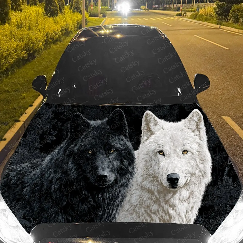 Автомобильная наклейка Черно-белые волки с интимным текстильным художественным дизайном Fusion, создающим загадочным и дикой природой-готической визуализацией