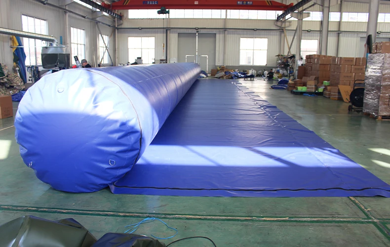 Portable mobile water bag flood control emergency outdoor flood control bag water blocking water treatment machinery