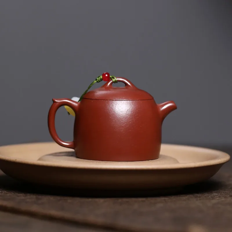 

Традиционный чайник Исин ручной работы из фиолетовой глины, бытовой чайник маленькой емкости Zisha, чайник из сырой руды Zhu, грязевой чайник, китайская чайная посуда, 80 мл