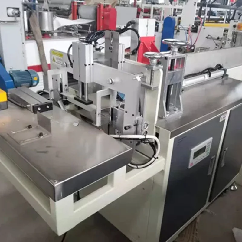 Embossing Paper Napkin Making Tissue Paper Folding Machine High Speed Napkin Paper Facial Tissue Paper Packing Machine