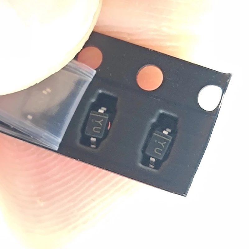 50 قطعة/الوحدة CESD3V3D3 بالشاشة الحريرية يو الأصلي الجديد