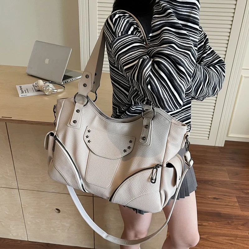 

New Locomotive Tote Bag Women's Large-capacity Shoulder Messenger Bag Commuter Versatile Trendy Handbag