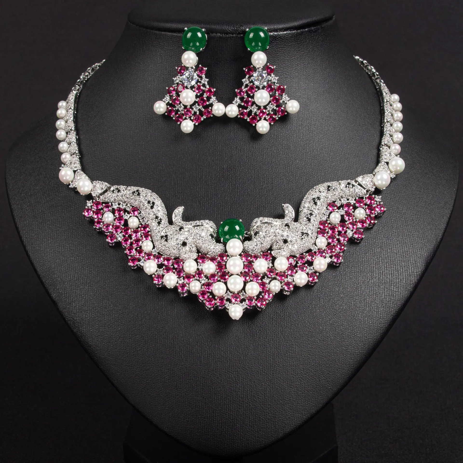 European and American high-end niche red corundum necklace earring set, bridal dress accessories luxury two-piece set