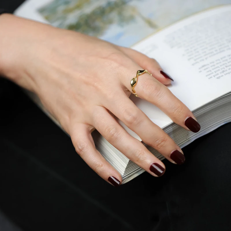 Mobius Twisted Wave Simple Fashion Adjustable Silver Color Rings For Women Trendy Delicate Jewelry Accessories