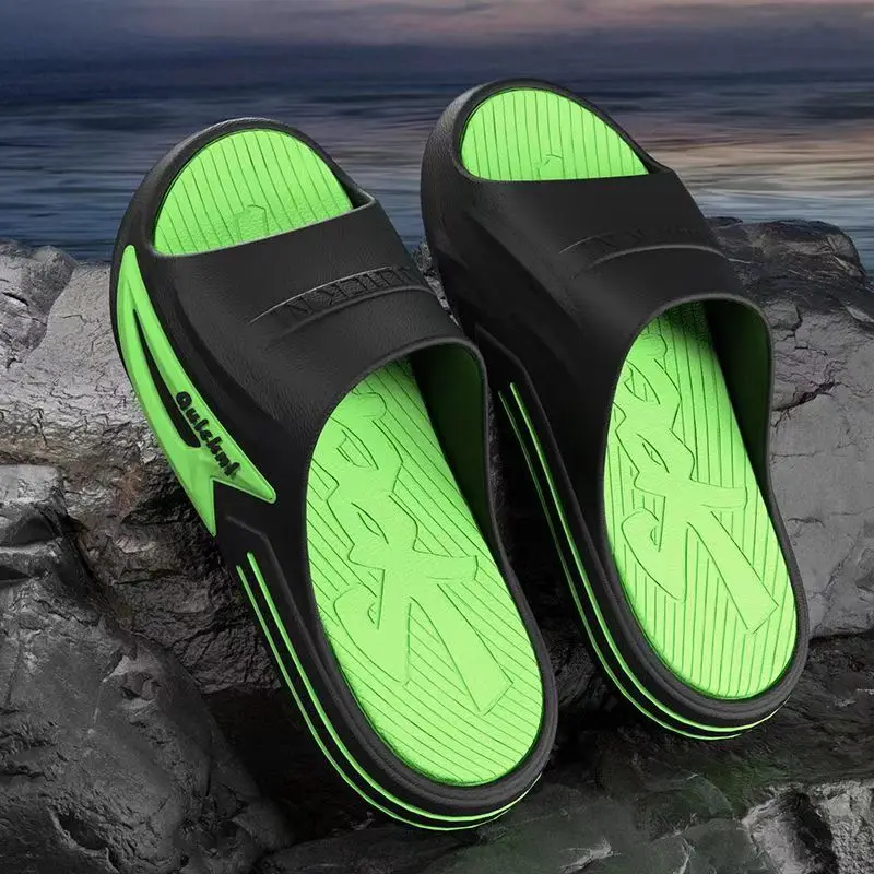 Man's New Summer One Word Slippers Soft Sole Non Slip Home Slipper Bathroom Slippers Adolescent Outdoor Slippers