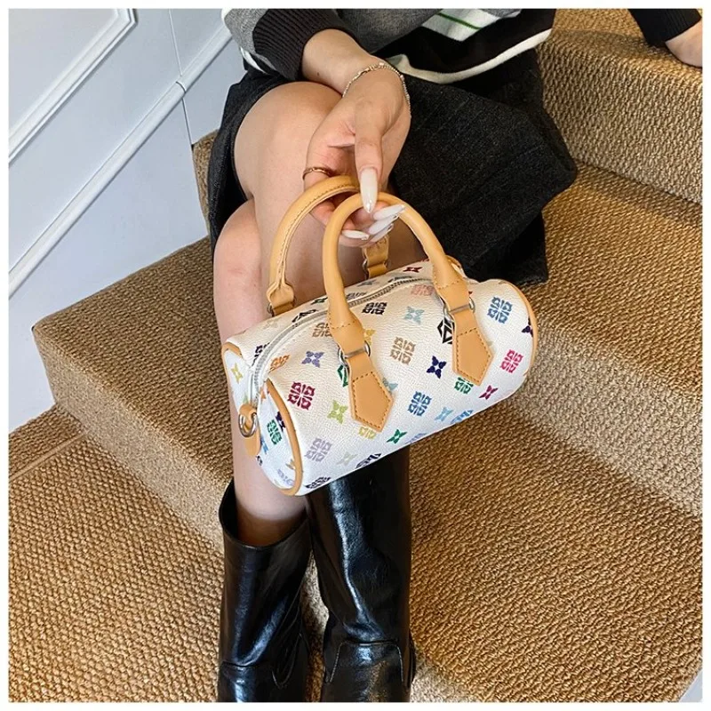 

Women Versatile Crossbody Bag Creative Individual Pillow Design Lightweight Shoulder Bags For Shopping Daily Use Retro