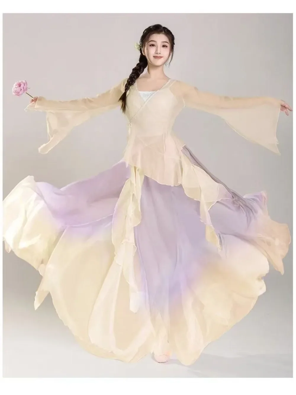 中国の韓服女性のための古典的なダンス衣装シフォンダンススカート刺繍トップ中国風の服