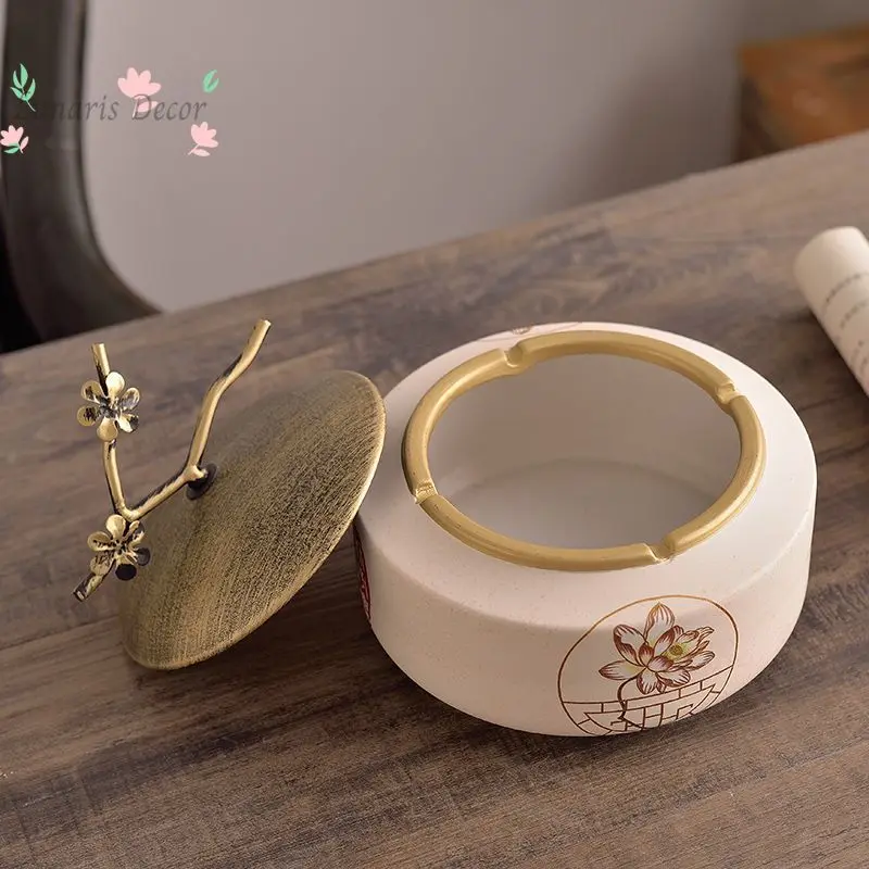 Ceramic ashtray with lid Zen creative personality living room coffee table office desktop windproof ashtray