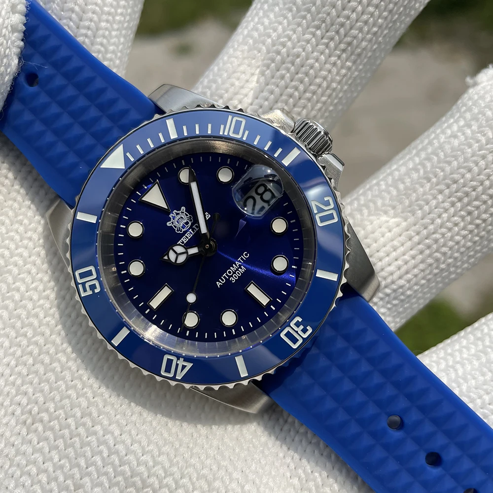 Steeldive Merk Horloge SD1953 Water Ghost Diver Horloge Mannen 300M Waterdicht Saffierglas BGW9 Lichtgevende NH35 Automatische Duikhorloge