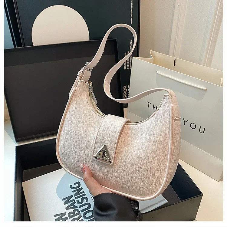 

2025 Hot! Korean Minimalist Sling - Square/Crescent Bag, Underarm/Shoulder, Researcher's Choice