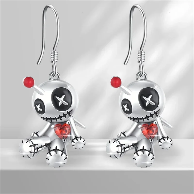 1 Pair Creative Funny Voodoo Doll Red Heart Pendant Earrings, Punk Cartoon Holiday Decoration Accessories, Halloween Gift Luxuri