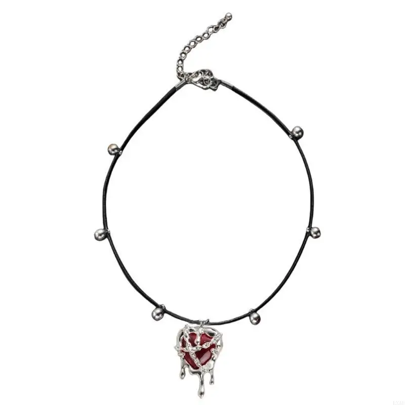 Durable Lock Collar Necklace with Intriguing Heart Pendant Jewelry Smooth and Comfortable Neck Chains Charm