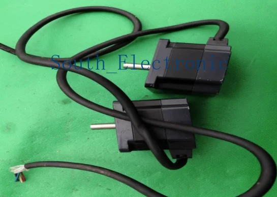 SPR20B10-1P    stepper motor     ,  In good working condition, free shipping  a