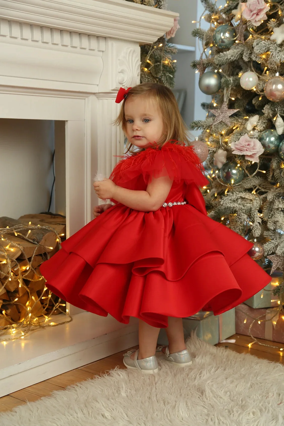 Vestido de satén rojo hinchado para niña, vestido de cumpleaños para niña pequeña, largo hasta el té, lazo de plumas, vestido de niña de flores para bodas, fiesta, desfile, vestido de comunión