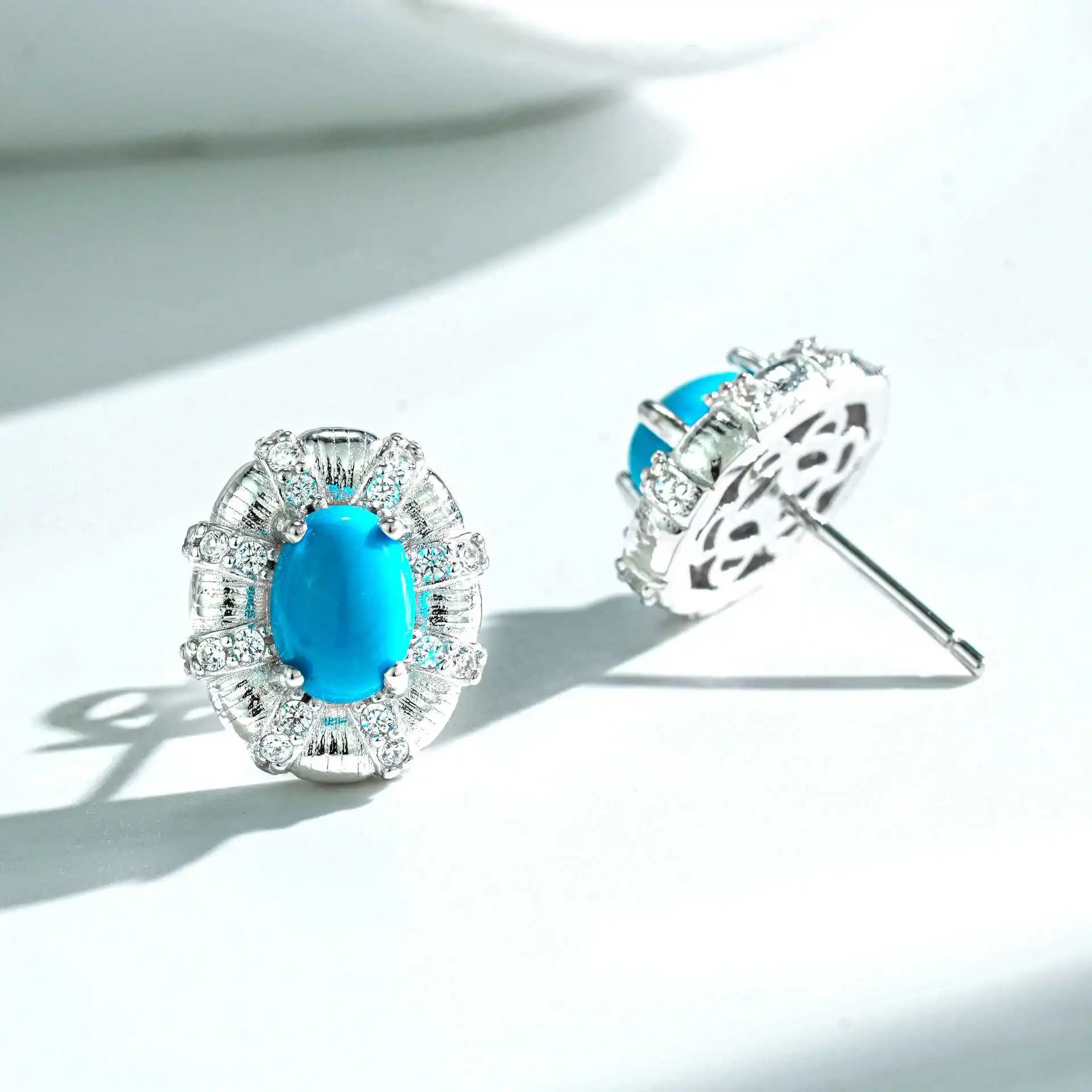 Ovale Cabochon-Ohrstecker aus blauem Türkis für Damen, 5×7mm, Edelstein, massives Platin PT950, edle Schmuckohrringe – Detail 2