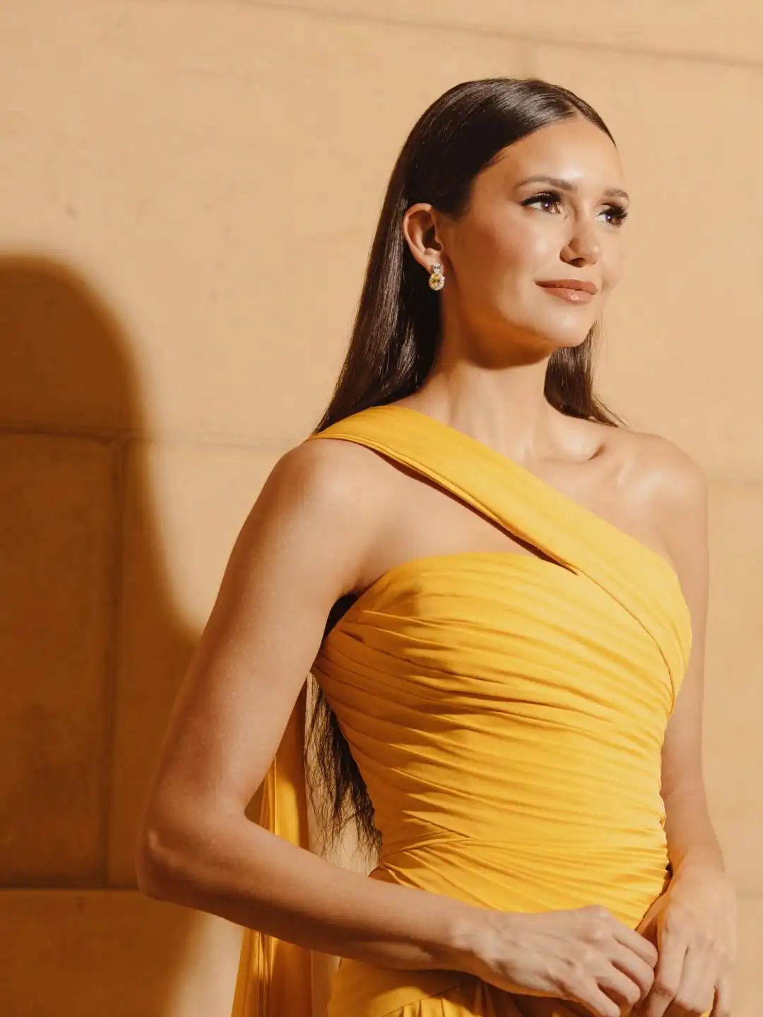 Ofherown Yellow One-Shoulder Ruched High-Slit Cape Evening Gown Women Formal Prom Dress with Train for Party Red Carpet