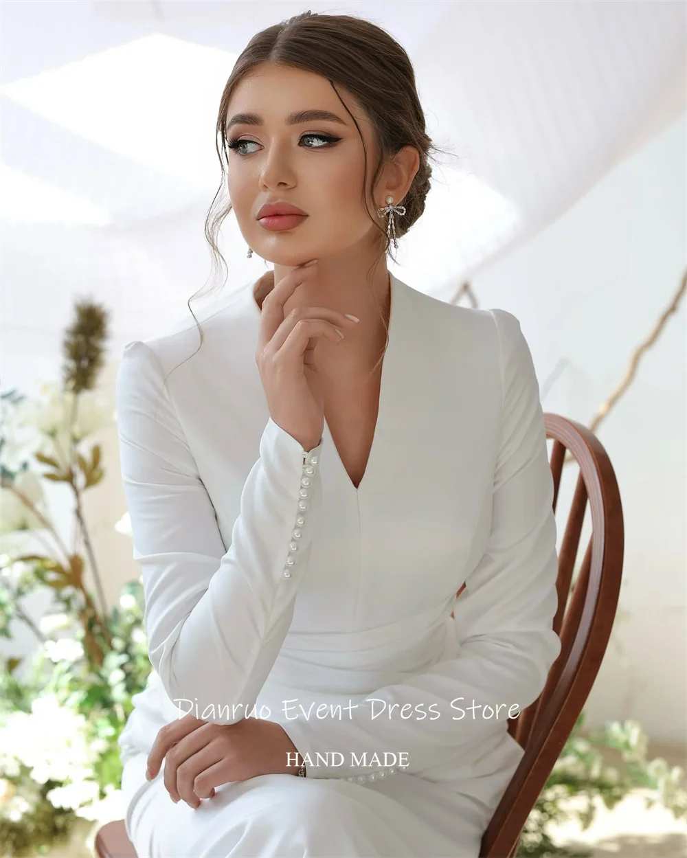 Dianruo Elegante scollo a V abito da sposa bianco in raso A Line Vestido De Noiva romantico abito da sera lungo fino al pavimento increspato personalizzato