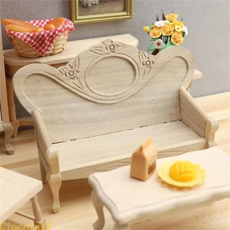 ドールハウス用のY1UBミニチュアウッドソファ椅子装飾レトロスタイル1/12スケールクラフトモデル愛好家のための未塗装の椅子