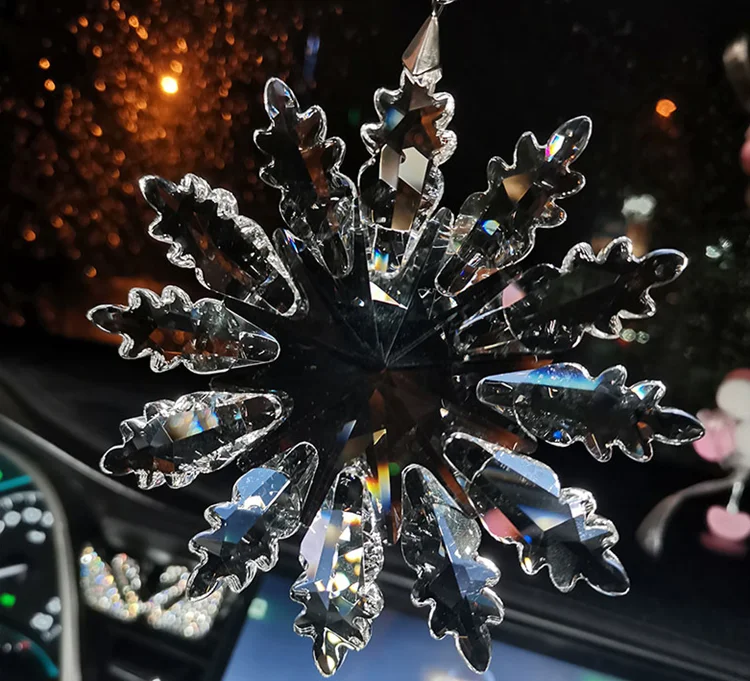 2020 New Exquisite Crystal Snowflakes Car Pendant Charms Ornament Crystal Figurine Sun Catcher Snowflake Hanging Christmas Gift