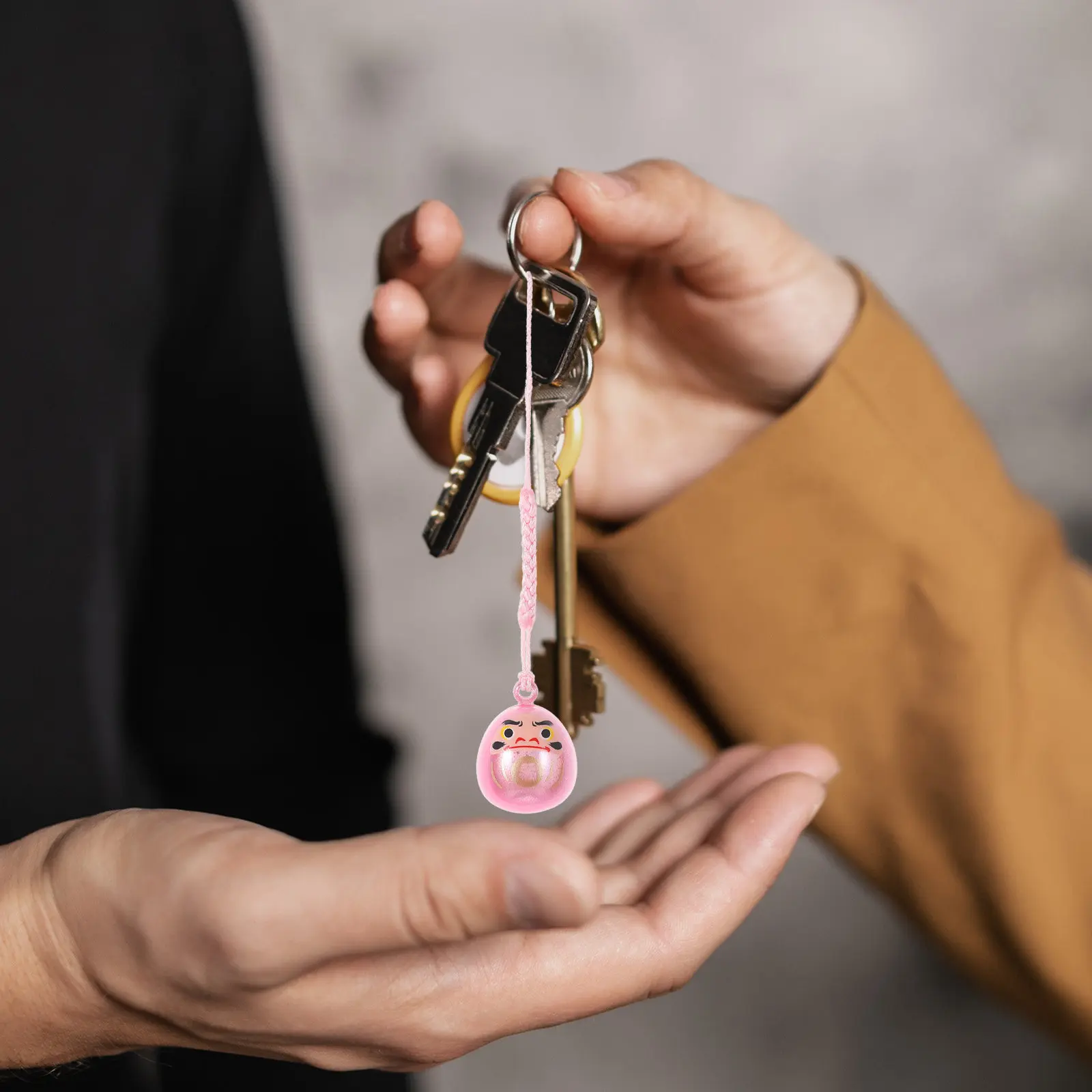 Llavero Japonés Mini Daruma, Colgante Decorativo para Llaves, Bolsa, Teléfono, Espejo de Coche, Regalo con Bordes Suaves, Símbolo de la Suerte