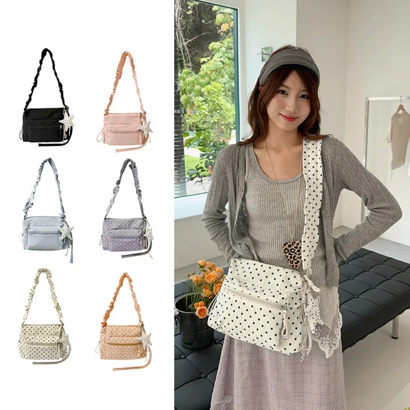 Koreanische Umhängetasche aus Segeltuch mit Polka Dots, leichte, lässige Damen-Umhängetasche für den Sommer, süße, niedliche, vielseitige Pendler-Handtasche – Detail 11
