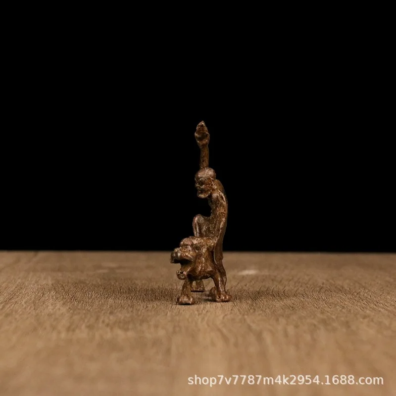 Antique-Style Brass Alloy Craft: Tiger-Bearing Arhat Home Decorative Ornament