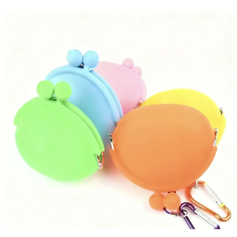 Silicone Pet Dog Train Food Snacks Pockets Bag Walking Dog Training Food Storage Waist Pet Travel Outdoor Product Dog Treat Bag