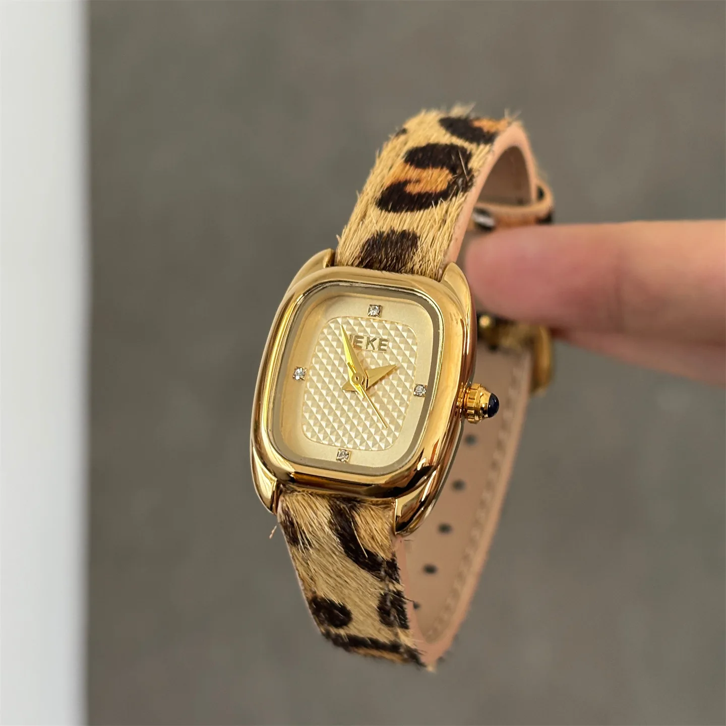 New Square Watch with Vintage Leopard-Print Leather Strap Women Light Luxury Niche Fashion High-End Personalized Gift for Women