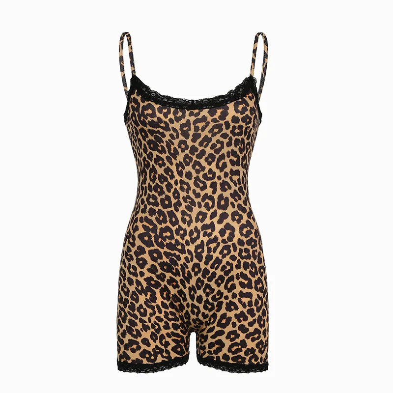 セクシーなスパゲッティストラップ、レースパッチワーク、ヒップアップ効果のあるタイトフィットショートジャンプスーツ、2025年夏新作、レオパード柄ロンパース