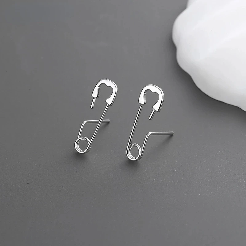 New Silver Color Irregular Pin Earrings for Men and Women Couples Personality Paper Clip Earring Gothic Fashion Jewelry Gifts