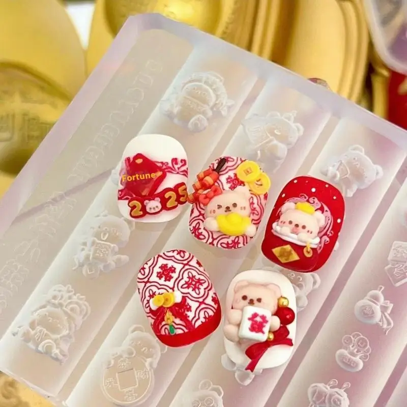 1 pz stampo per nail art in silicone cartone animato orso di capodanno modello per unghie trasparente fai da te 3D decorazione per nail art strumento di progettazione per manicure