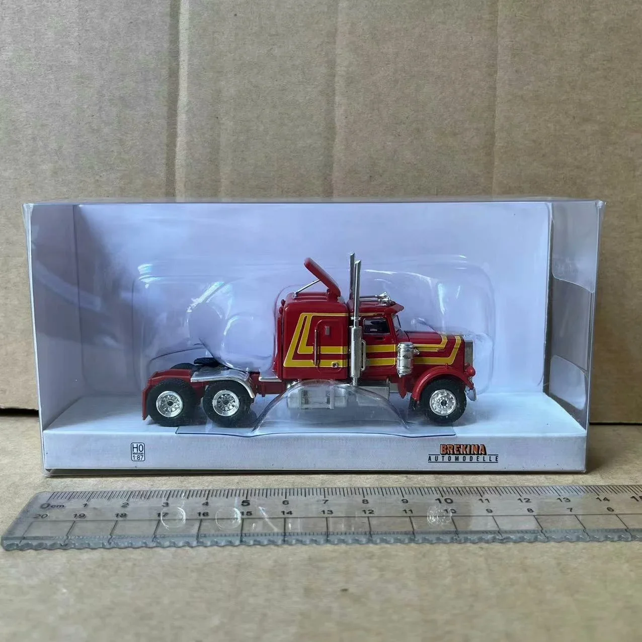 

1:87 HO Peterbilt 359 Truck Trailer Head Plastic Car Vehicle Model Toy Collectible